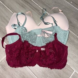 EUC VICTORIAS SECRET BRA BUNDLE❤️‍🔥❤️‍🔥